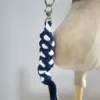 geflochtener Anbinder für Steckenpferde | Marineblau und Weiß