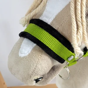 Alternative view of Fellhalfter A3 | Limette mit schwarzem Fell